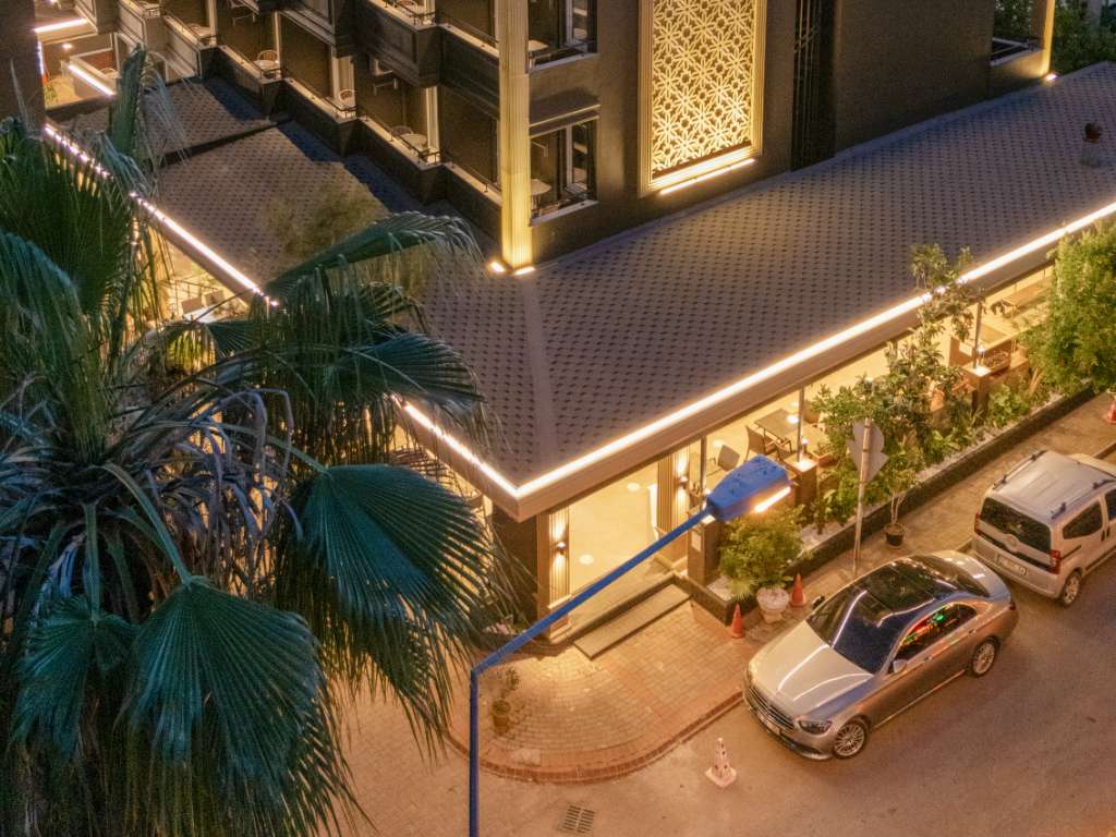 Gatan utanför hotellet