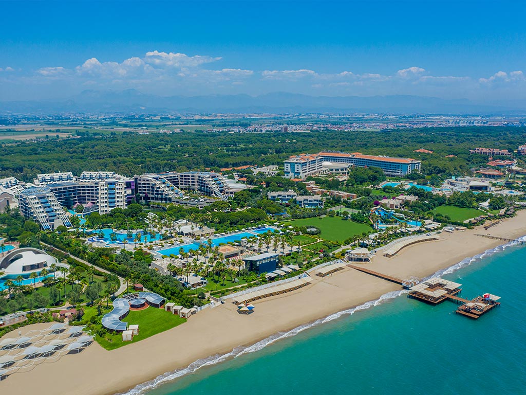 Hotellområdet och stranden