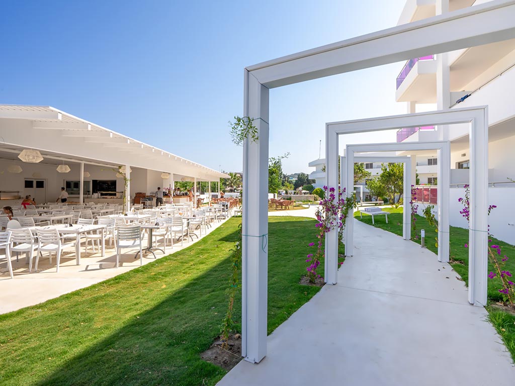 Buffétrestaurangen och hotellområdet