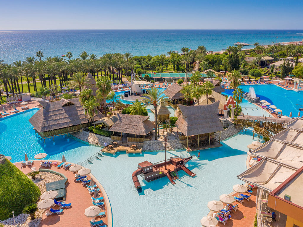 Poolen och piratskeppet